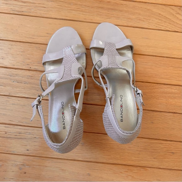 Bandolino Nude Dacia Sandals - Picture 7 of 7